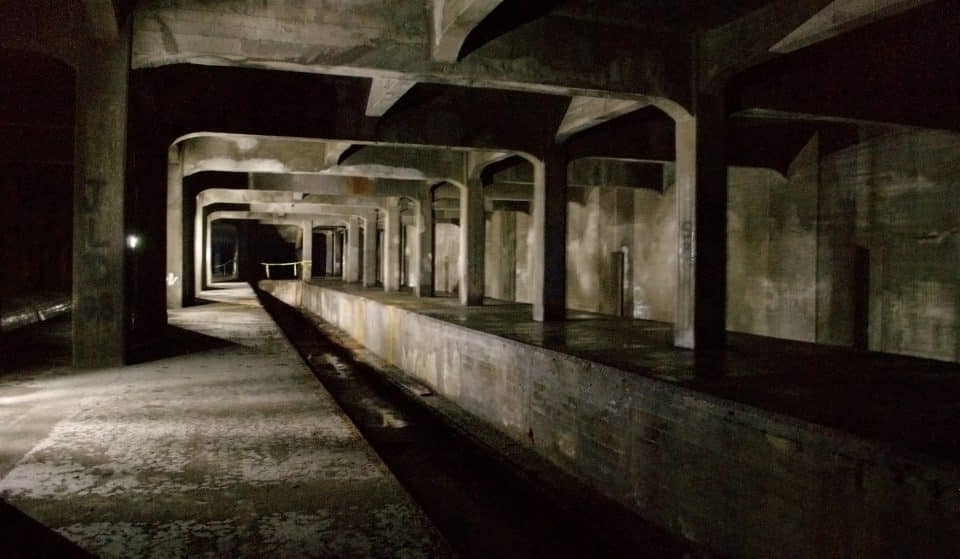 Sainctelette : découvrez la station de métro fantôme unique à Bruxelles