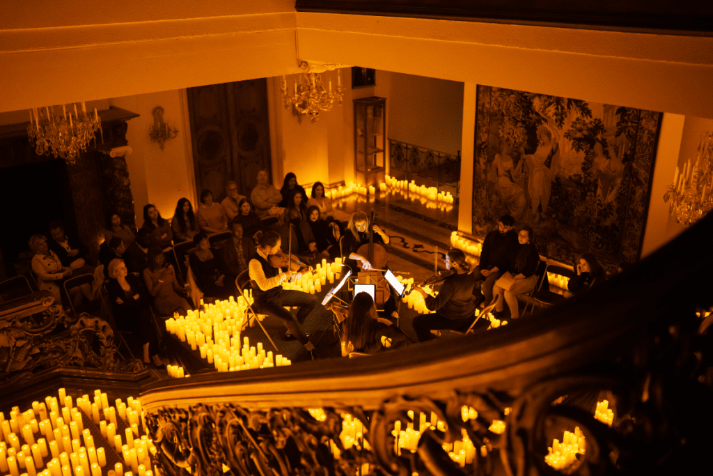 Les concerts à la bougie Candlelight illuminent les prestigieux Salons du 25 !