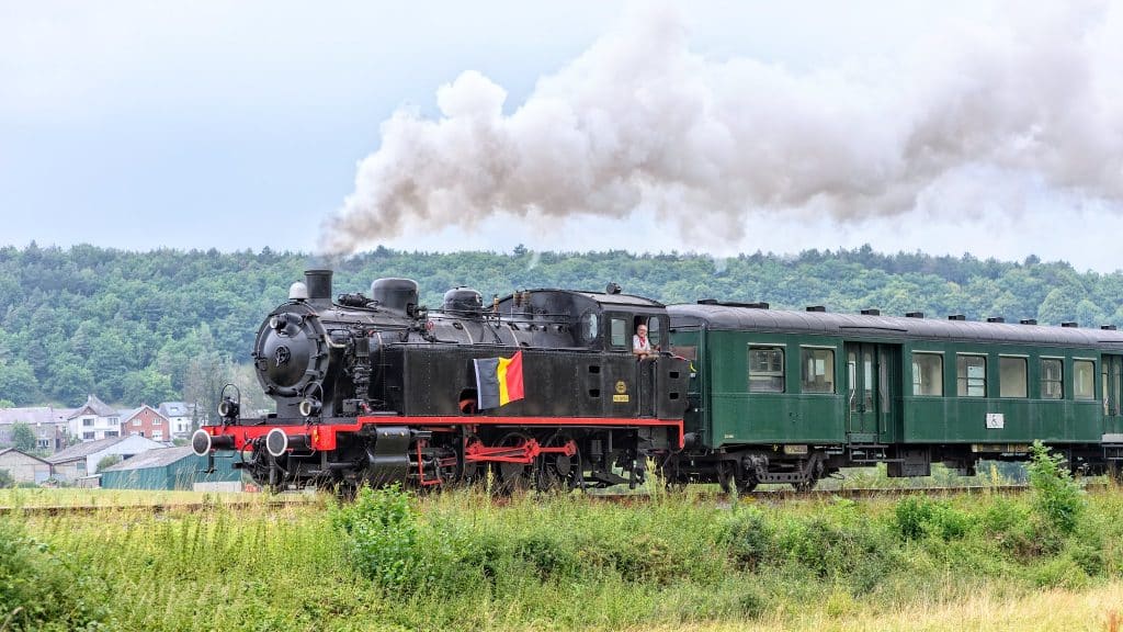 Cet incroyable train à vapeur historique situé à 1h30 de Bruxelles vous emmène au coeur des Trois Vallées