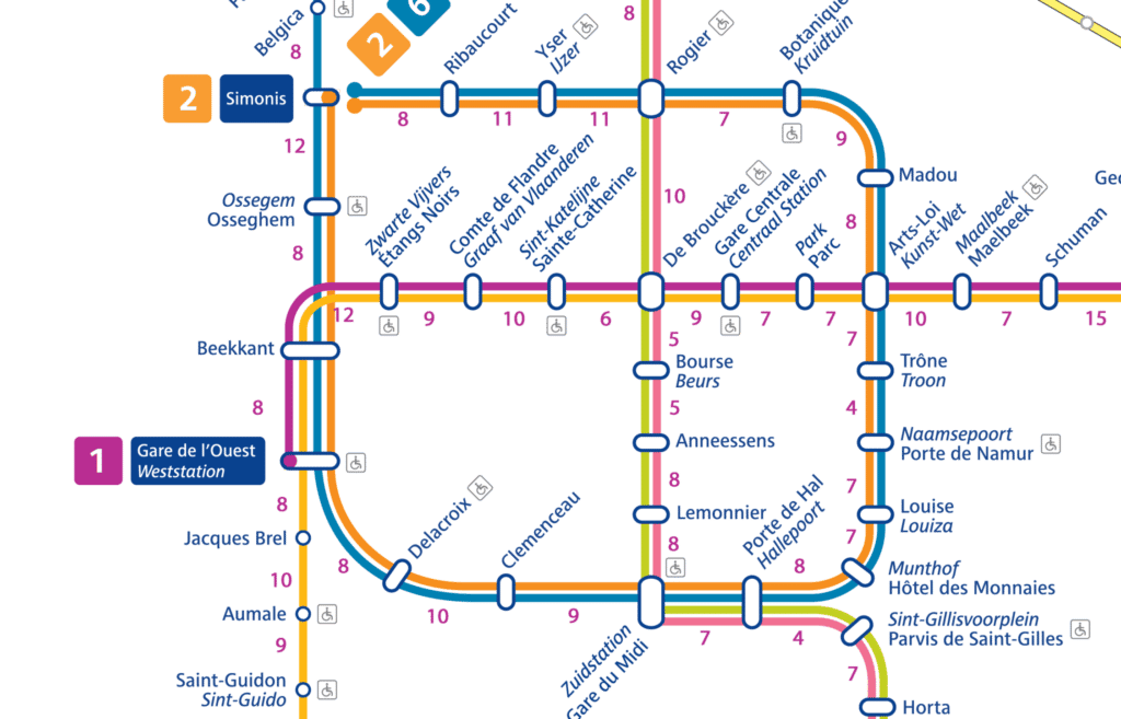 Cette carte vous montre le temps de marche entre chaque station de métro à Bruxelles